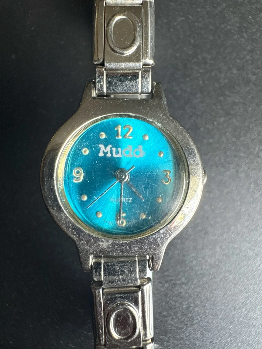 Mudd Women's Silver Bracelet Watch with Teal Dial measurements shown non running